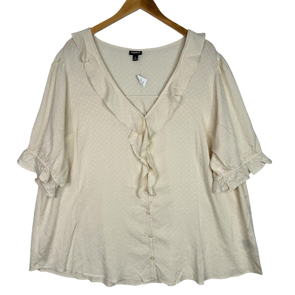 Torrid Ruffle Button Down Textured Blouse Womens 3X Ivory Rayon Lyocell Boho NWT